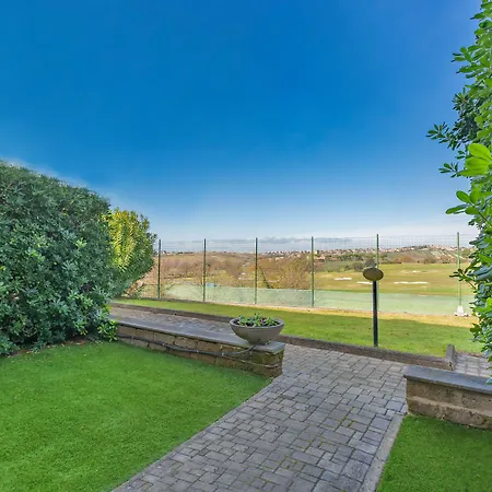 Carpediem Roma Golf Club Rezort 4*