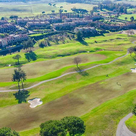 Carpediem Roma Golf Club Rezort 4*
