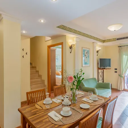 Carpediem Roma Golf Club Resort 4*
